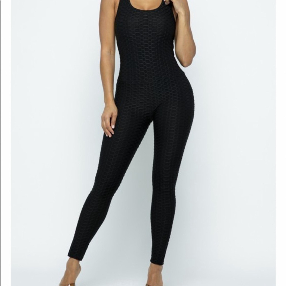 Honeycomb catsuit butt lifting and sculpting. Black. Small. NWT